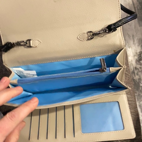 S.Q cross body wallet - Picture 3 of 4